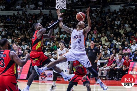 san miguel vs meralco|San Miguel Beermen vs. Meralco Bolts in Game 1 of PBA Finals.